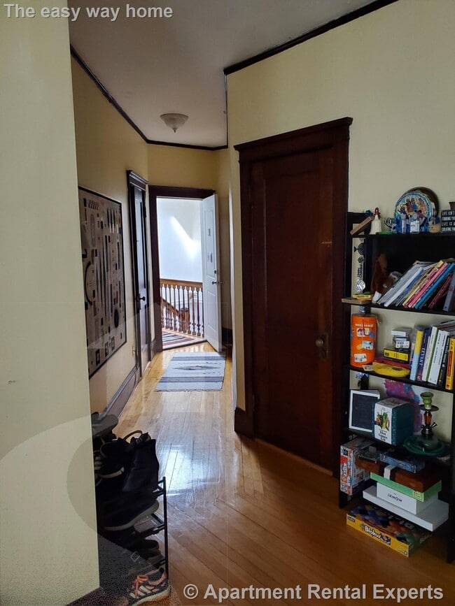Photo - 154 Magazine St Apartment