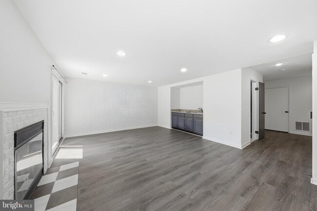 Building Photo - 10153 Turnberry Pl