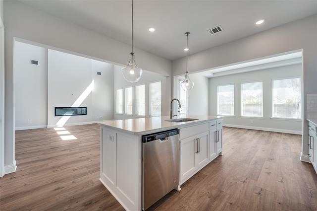 Building Photo - 1617 Estivella Dr