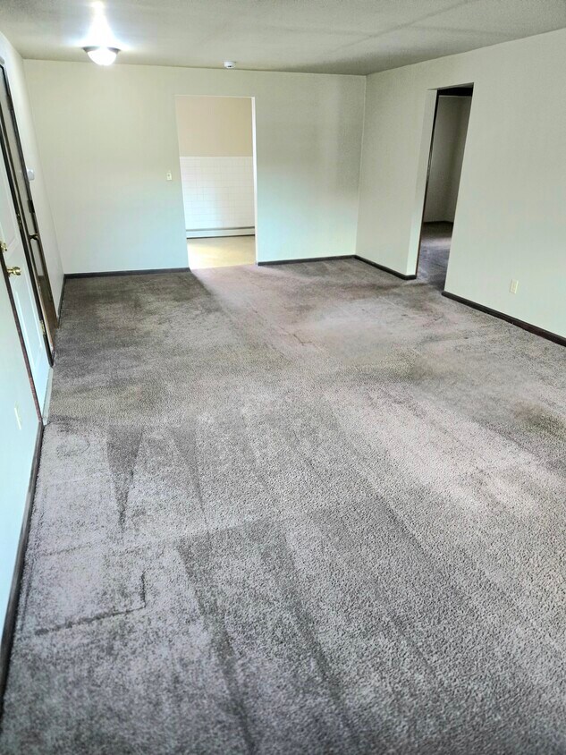 Foto principal - 8260 Southern Blvd