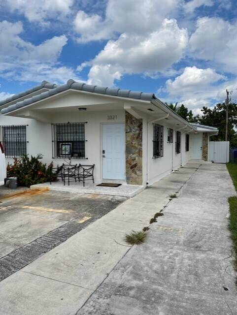 Front - 3319 SW 26th St