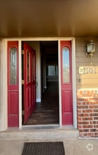Building Photo - 301 W Mangrum Dr