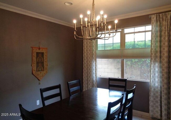 Building Photo - 240 N Senate St