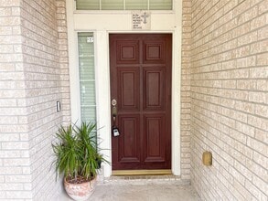 Building Photo - 3257 Gladewater Ln