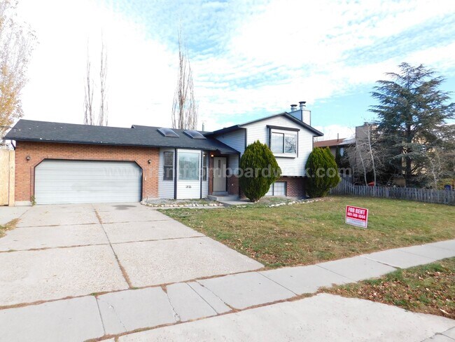 Foto del edificio - Beautiful Single Family Home in Salt Lake!