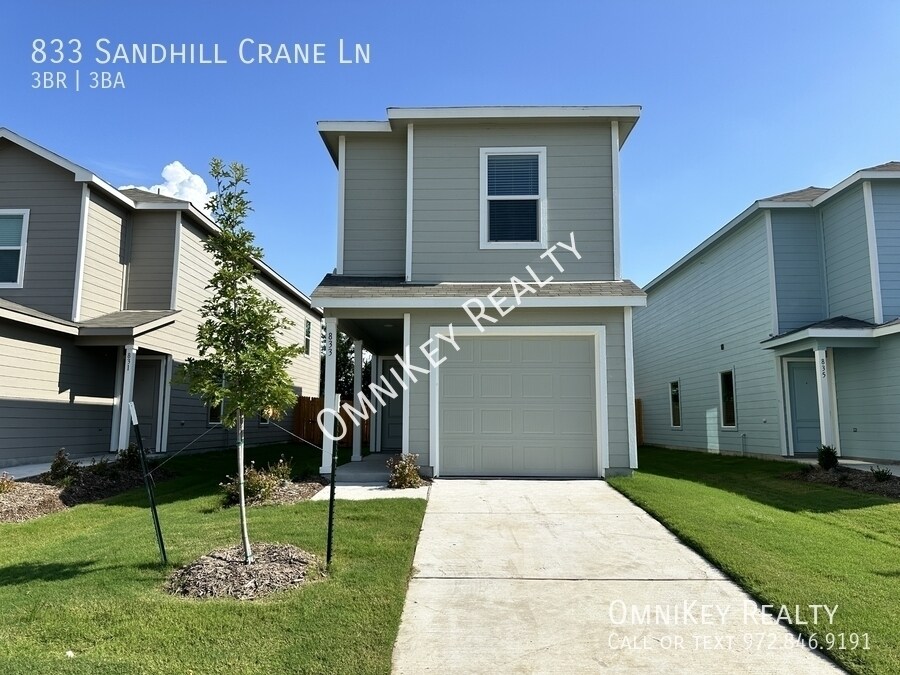 Primary Photo - 833 Sandhill Crane Ln