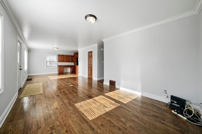 Foto del edificio - 2512 Salem Blvd