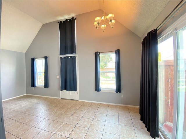 Foto del edificio - 14515 Woodland Dr