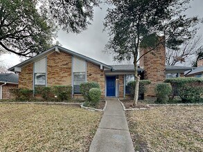 Building Photo - 5106 Woodmeadow Dr