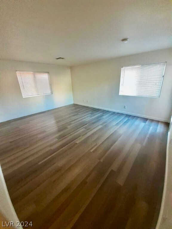Foto del edificio - 9210 Hollander Ave