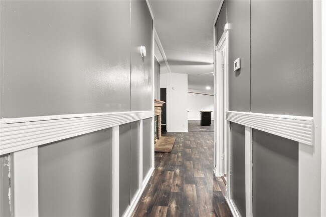 Foto del edificio - 811 De Lorean Ct