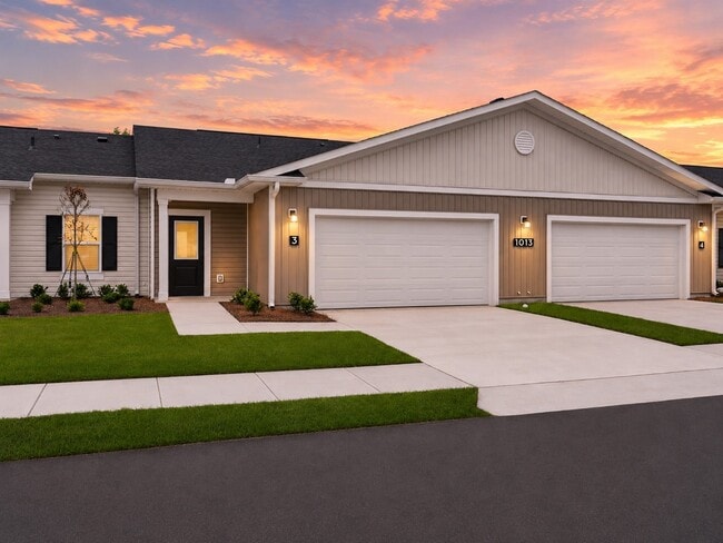 Building Photo - Oak Harbor Village