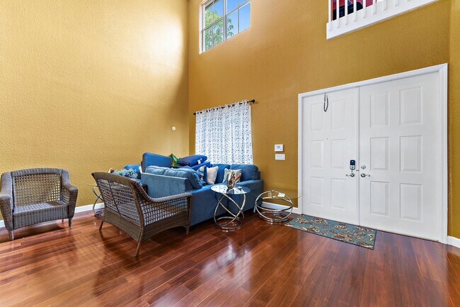 Foto del edificio - 4812 Victoria Cir