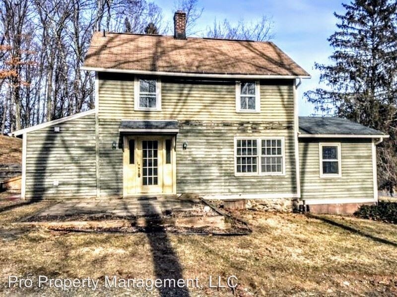 Primary Photo - 3 br, 2 bath House - 56 Old Turnpike Road