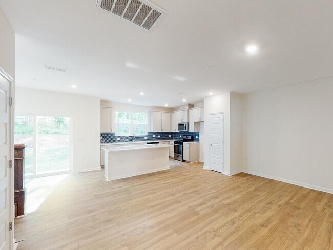 Foto del edificio - 1224 Grenshaw Dr