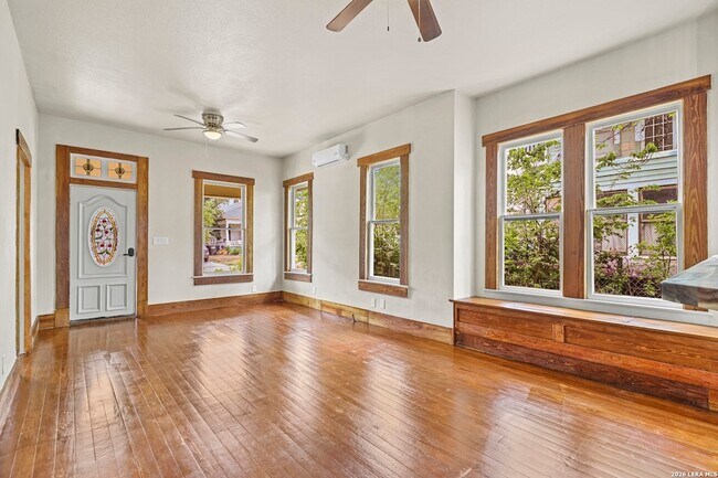 Building Photo - 235 Cornell Ave