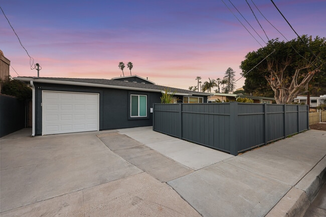 Front house - 1370 Nashville St