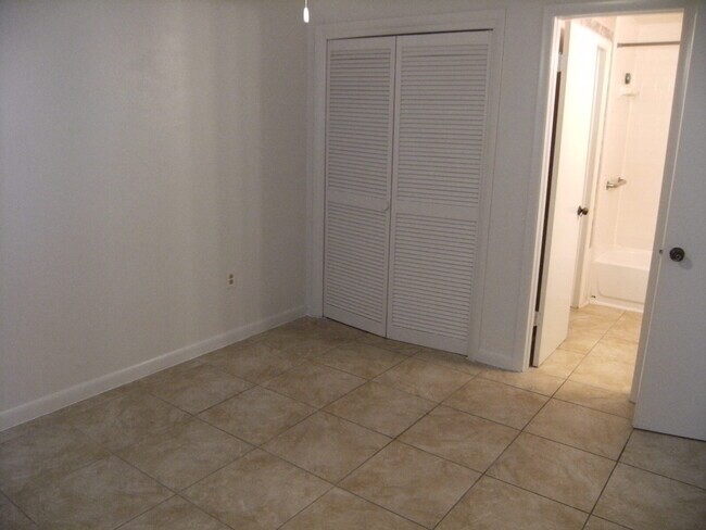 Foto del edificio - 900 Avenue Z SE