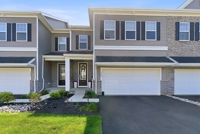 Building Photo - 1402 Journey Ave