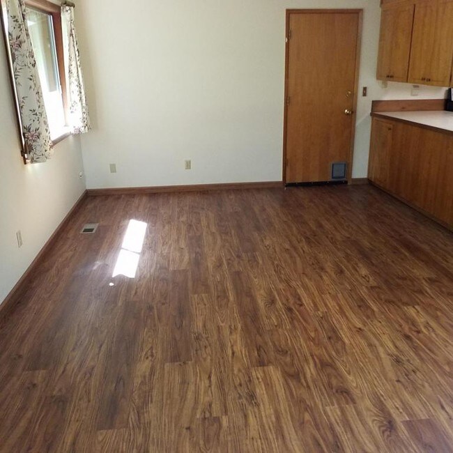 Foto del edificio - 3940 NW Elizabeth  Place