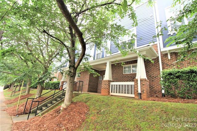Foto del edificio - 1556 Walnut View Dr
