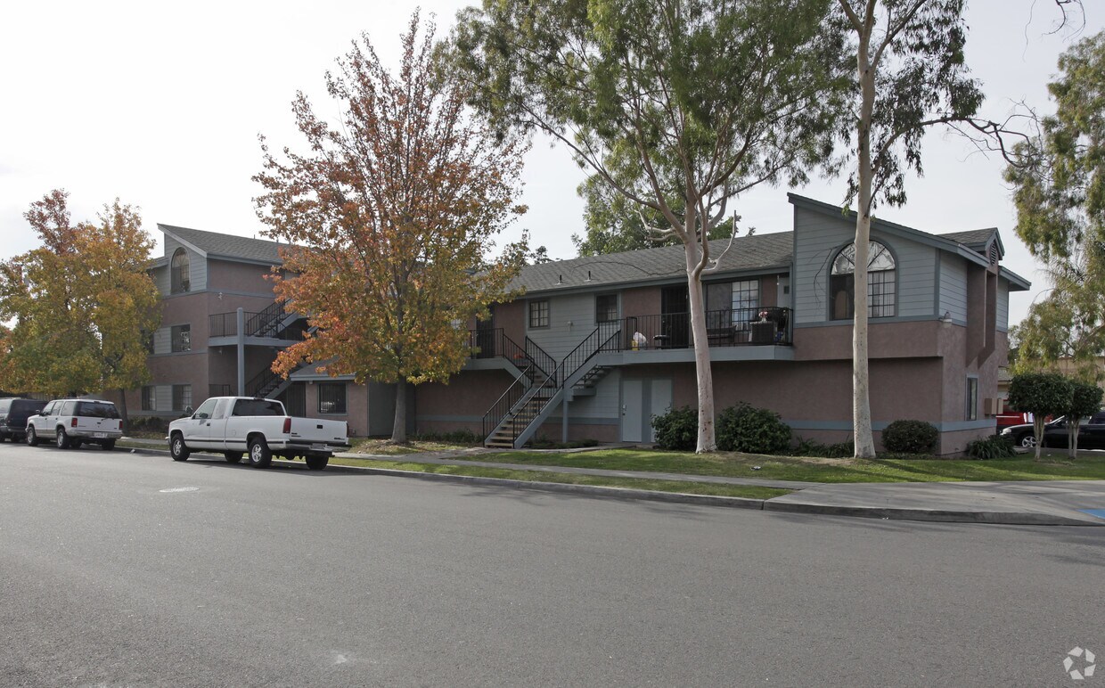 8232 7th St, Buena Park, CA 90621 Apartments in Buena Park, CA