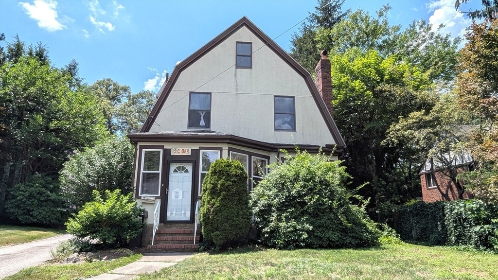 Primary Photo - 26 Oak St