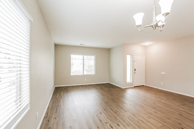 Foto del edificio - 8470 W Bajada Rd