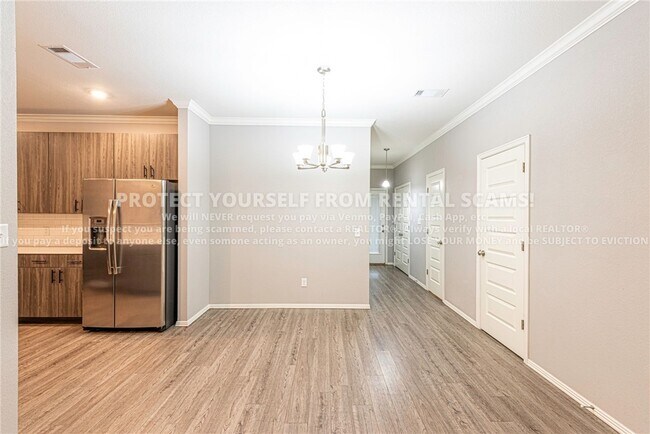 Foto del edificio - 1287 N Corsica Dr