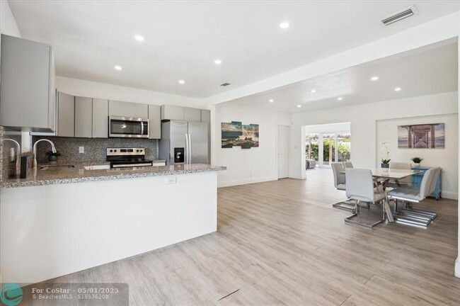 Foto del edificio - 1670 SW 22nd Ave
