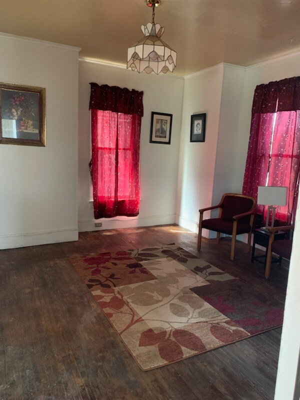 Foto del edificio - 845 W Main St