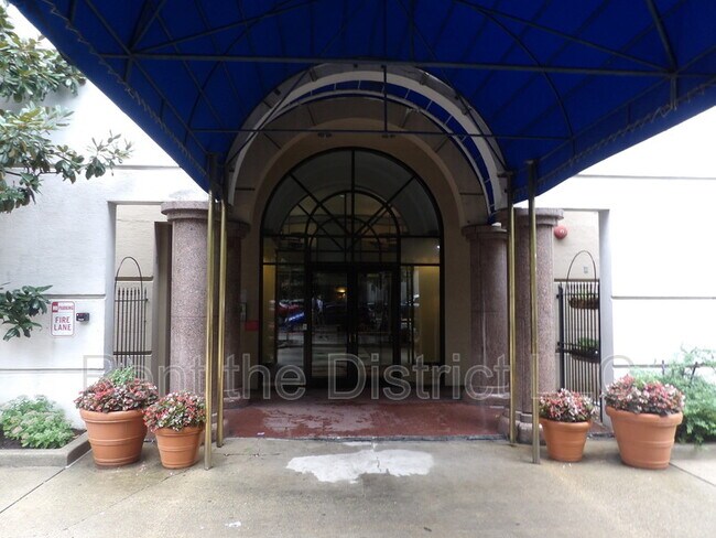 Photo - 2725 Connecticut Ave NW Apartment