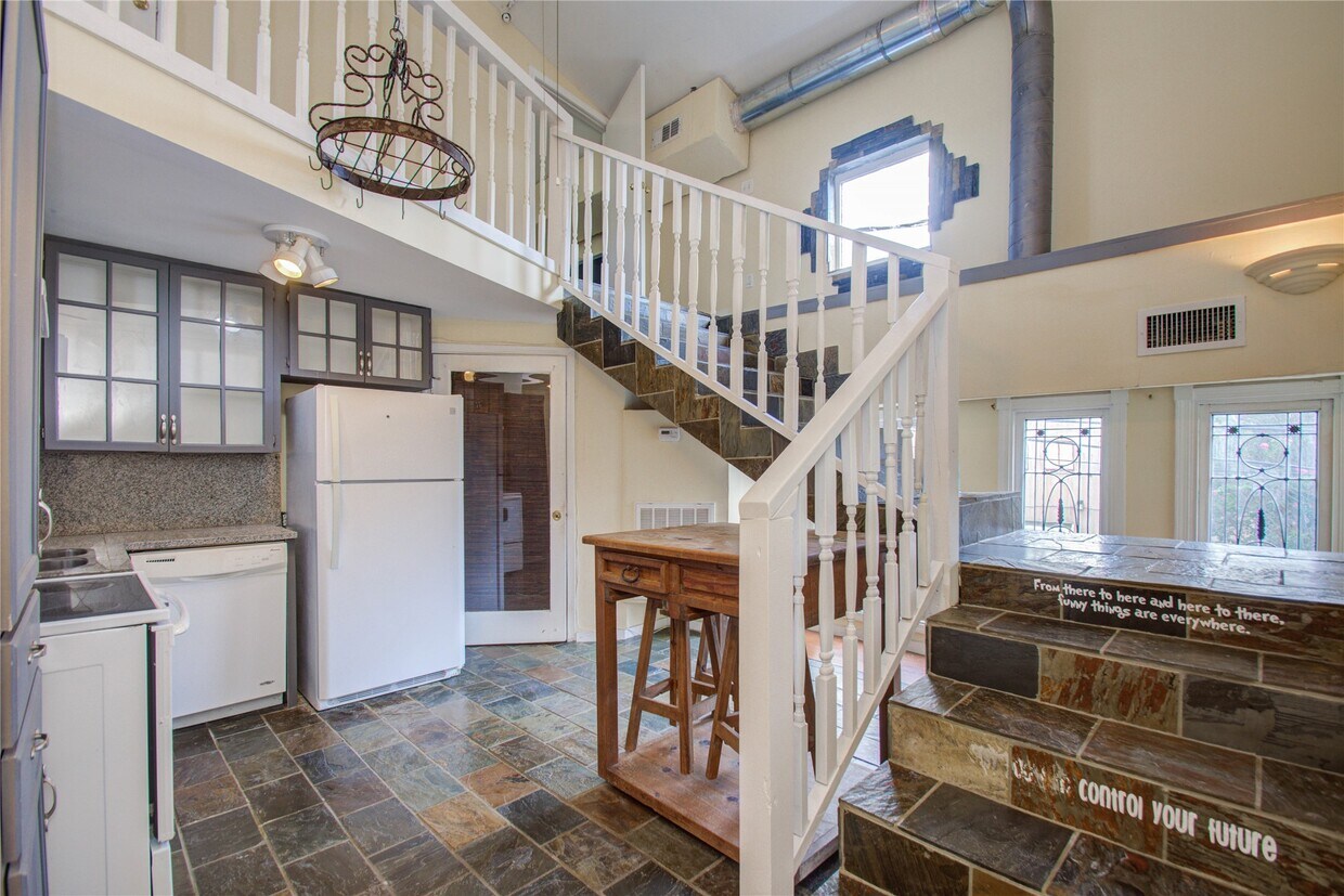 Foto principal - 5313 Palmetto St