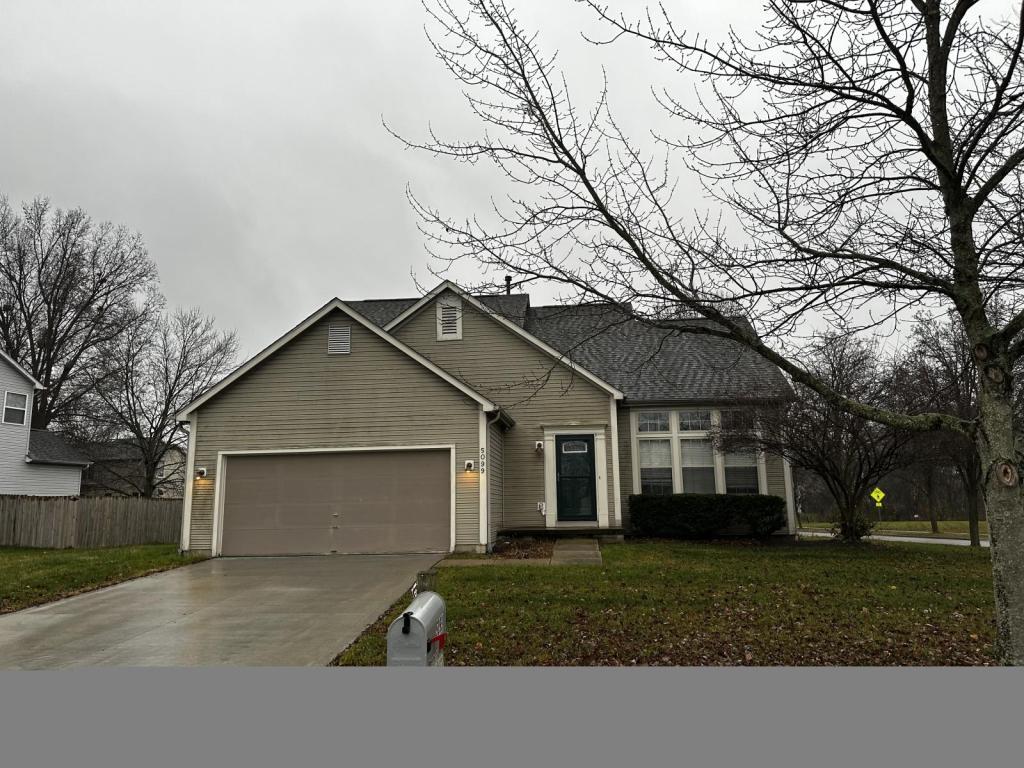 Primary Photo - 5099 Bixford Ave