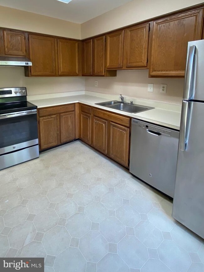 Building Photo - 12339 Sandy Point Ct