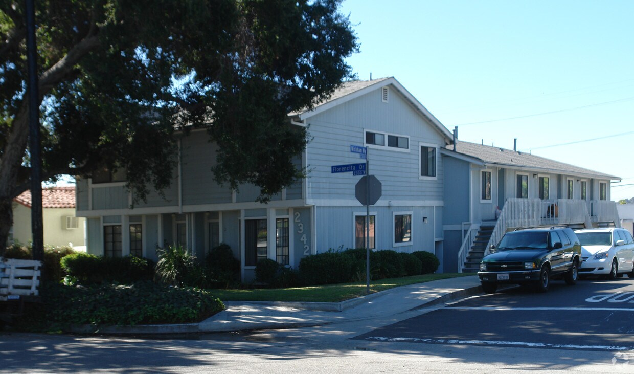 Primary Photo - 2342 Florencita Ave