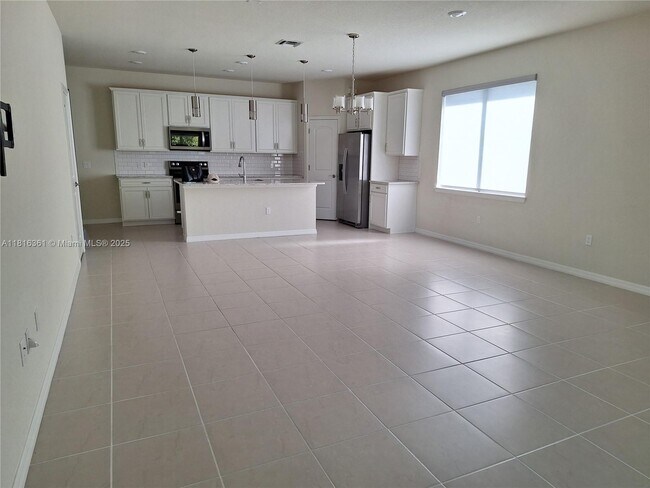 Foto del edificio - 8214 Hanoverian Dr