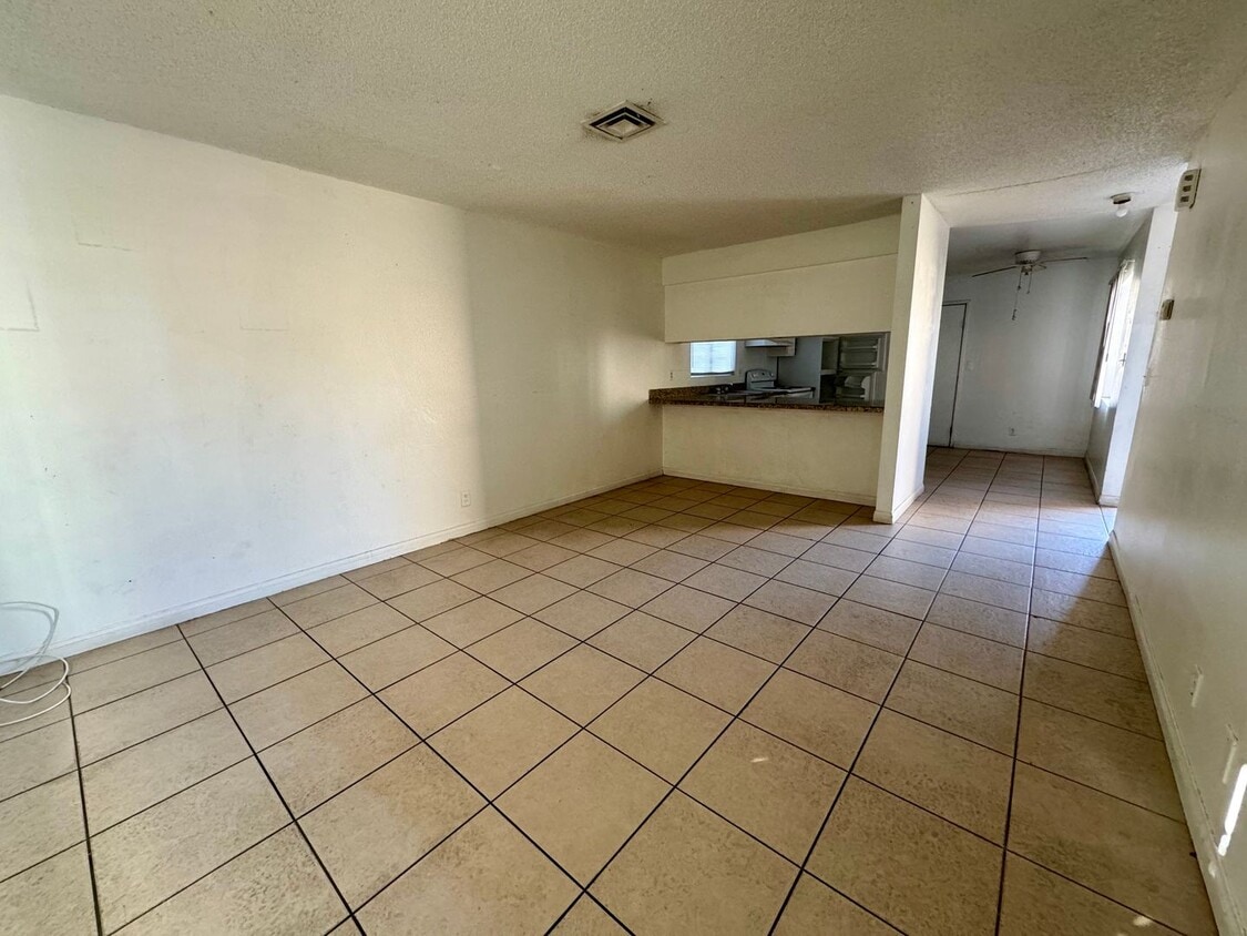 Foto del edificio - Single-story 1 bedroom unit available for ...