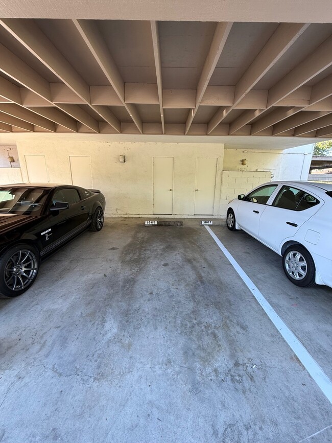 Building Photo - 1669 Tiburon Ct