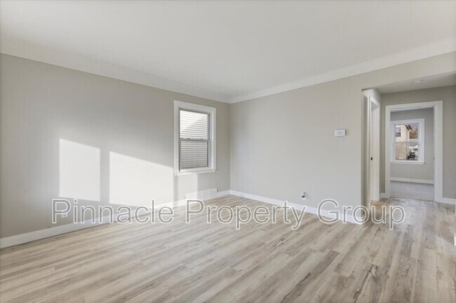 Foto del edificio - 407 E Hayes Ave