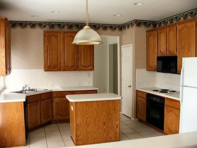 Building Photo - 537 Waterview Dr