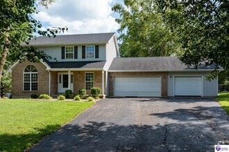 Building Photo - 119 Charlotte Cir