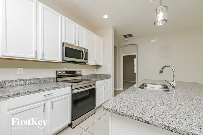 Building Photo - 451 Aragosa Dr