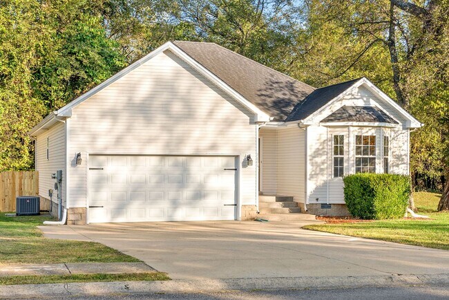 Foto del edificio - 2845 Teakwood Dr