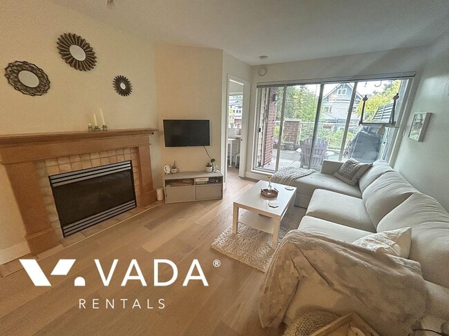 Building Photo - The Madison 2 Bed Apartment Rental 206-292...