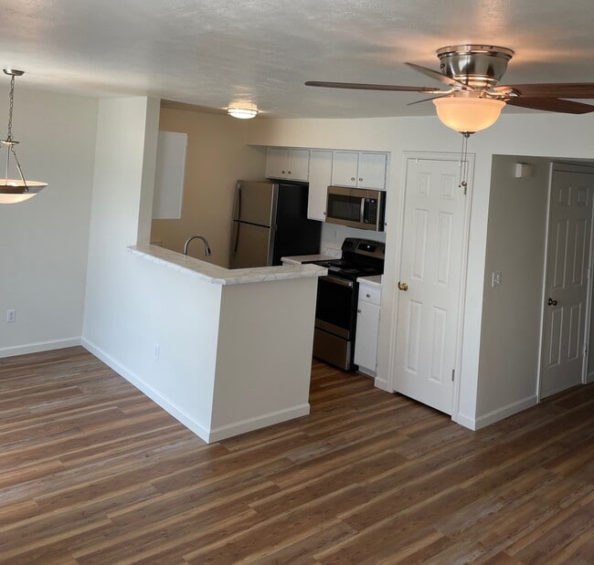Building Photo - 4521 S Bella Verde Ct