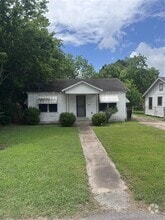 Building Photo - 4550 Edfield St