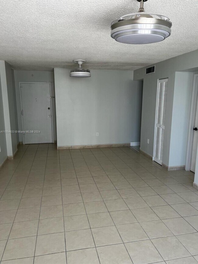 Building Photo - 6969 Collins Ave