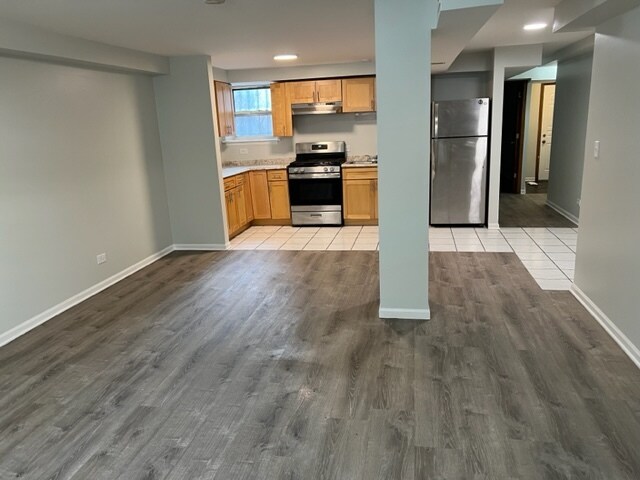 Living / Dining Area - 1019 62nd E St