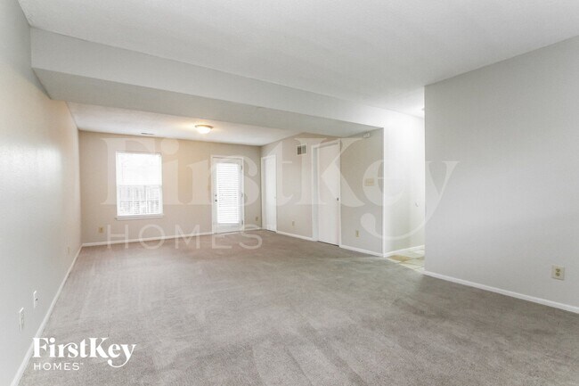 Building Photo - 1524 Blue Brook Way